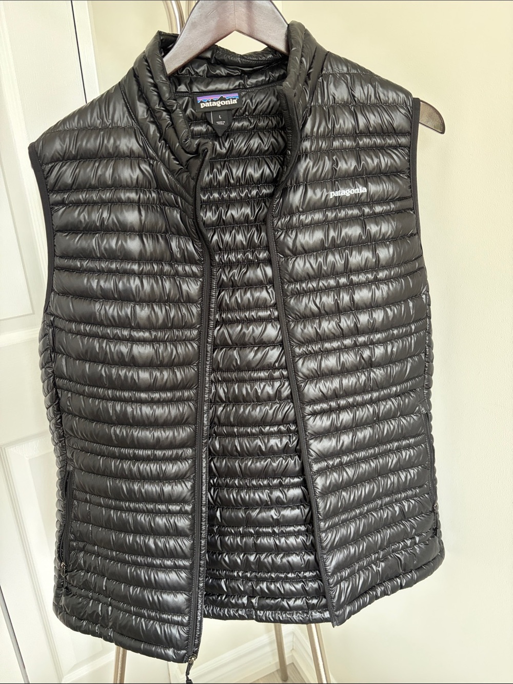 Patagonia Black Quilted Packable Down Vest